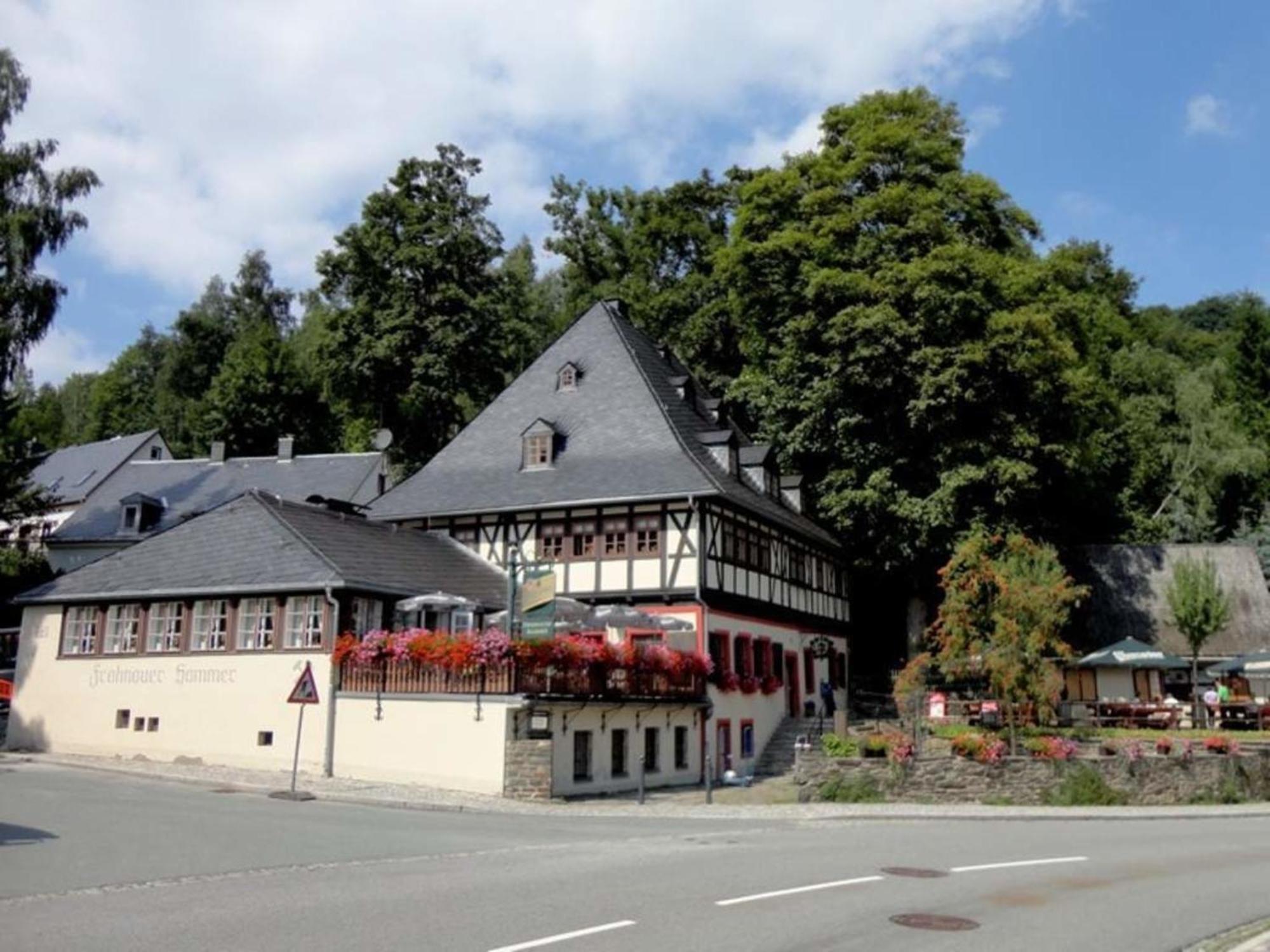 Ferienhaus Karin Cranzahl Bagian luar foto